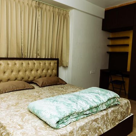 Rvr Home - Beautiful Rooms Bangalore Exterior photo