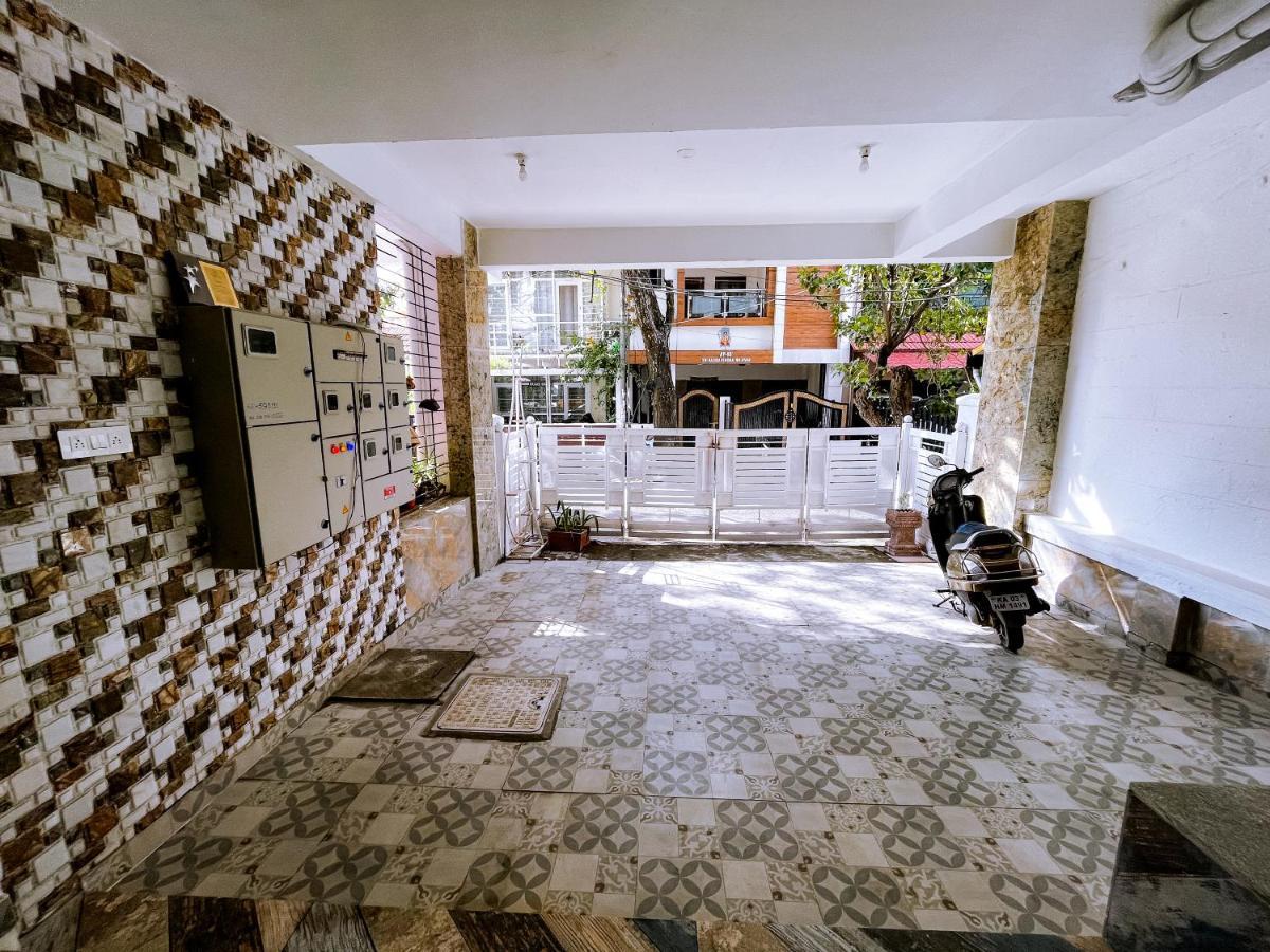 Rvr Home - Beautiful Rooms Bangalore Exterior photo